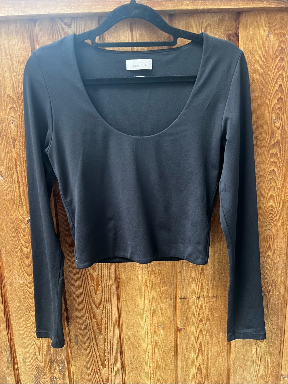 Aritzia Babaton Contour Scoopneck Longsleeve Crop Top Size M Black